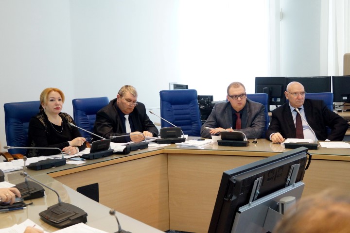 Думский комитет по государственному строительству, местному самоуправлению и развитию территорий провел очередное заседание