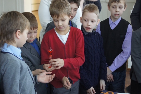 Научно-познавательный фестиваль для школьников — Ярославская Областная Дума